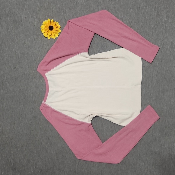 RARE!! ARIZONA Social Butterfly Raglan Colorblock Long Sleeved Crop Top Baby Tee - Picture 7 of 13